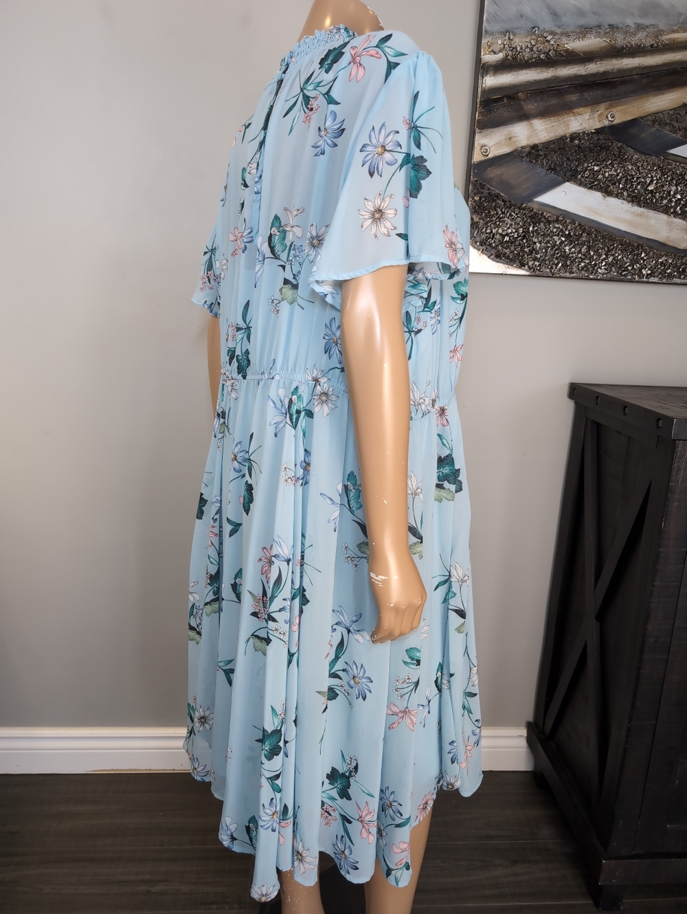 Torrid Blue Floral Chiffon Spring Dress Smocked Neck Flutter Sleeve Size 3 / 3X - Picture 11 of 16